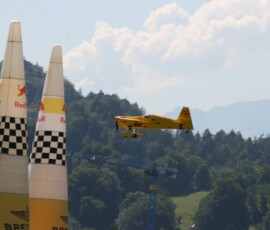 RedBull_Airrace_2007_Interlaken_670